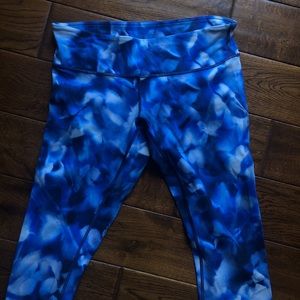 size 10 lululemon leggings